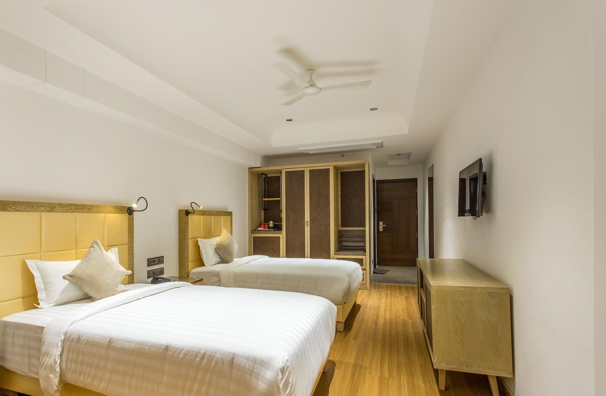 Hotel Abika Elite Ujjain Exteriör bild