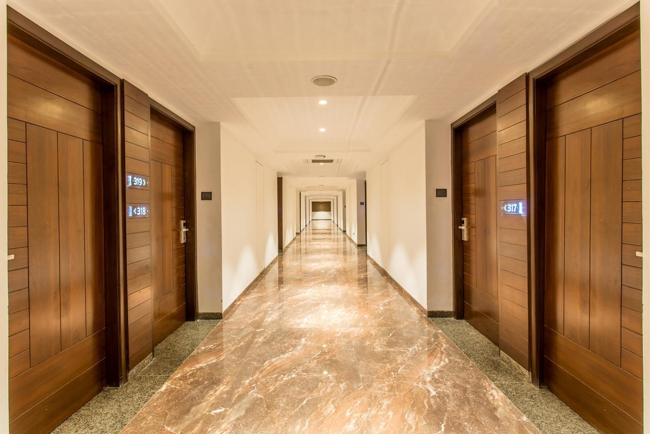 Hotel Abika Elite Ujjain Exteriör bild