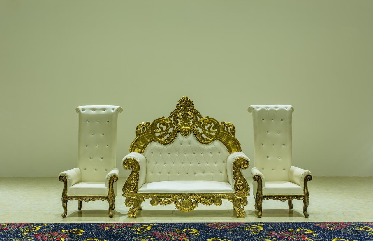 Hotel Abika Elite Ujjain Exteriör bild